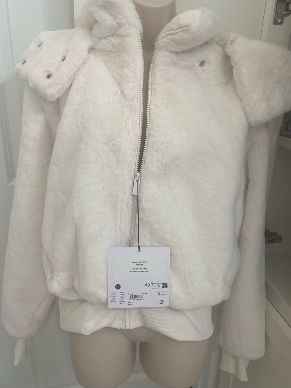 NWT ALO faux fur foxy ivory jacket removal hoodie - Picture 7 of 13